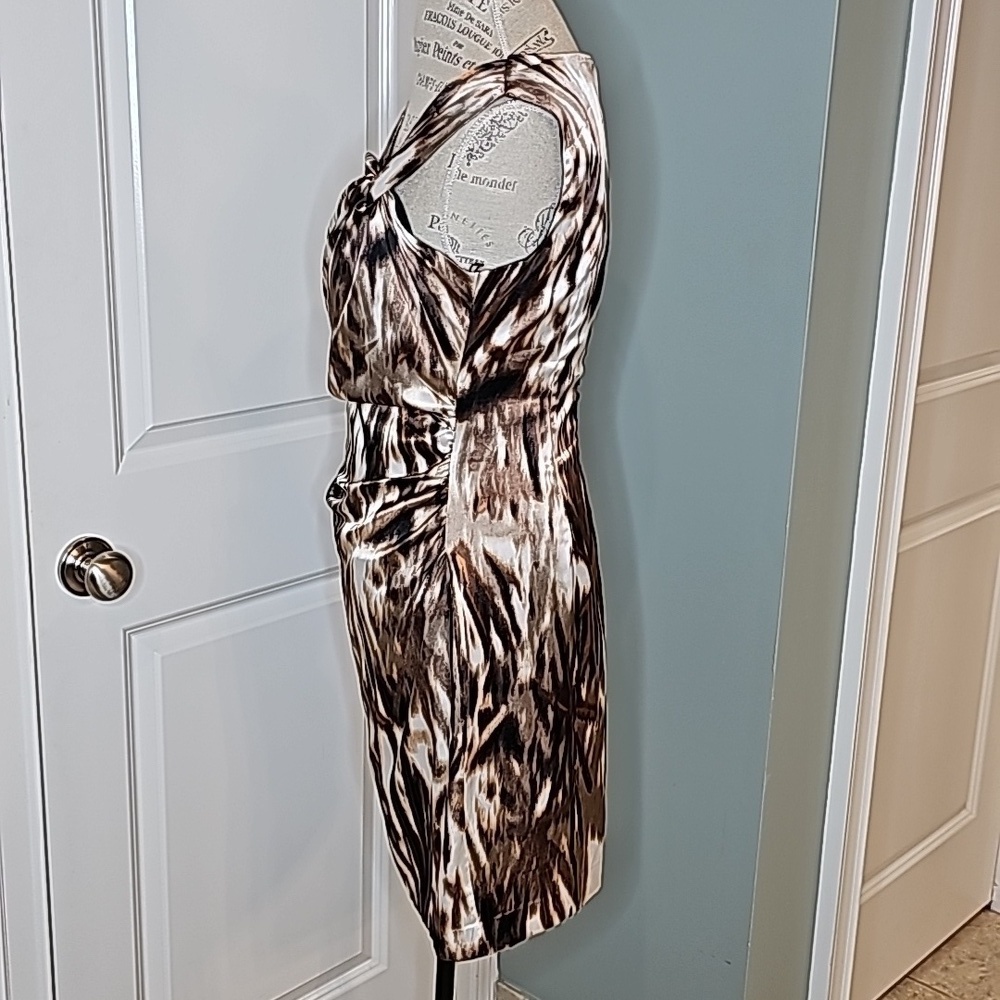 Maggie London Brown Tan Cream Faux Wrap Pleated Formal Party Dress - Size 12 - Picture 6 of 9